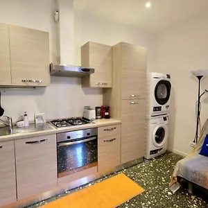 https://elia1141.hotelslidodijesolo.com
