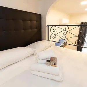 https://popolo-pen56-apartament.it-romehotels.com