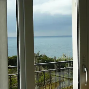 un-gioiello-con-vista-mare.hotelitalianriviera.com/